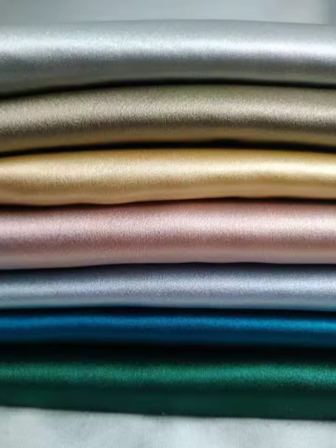 Luxury Silky Pillowcase – Soft Mulberry Silk Feel, Anti-Frizz, Skin-Friendly | Standard & Queen Sizes