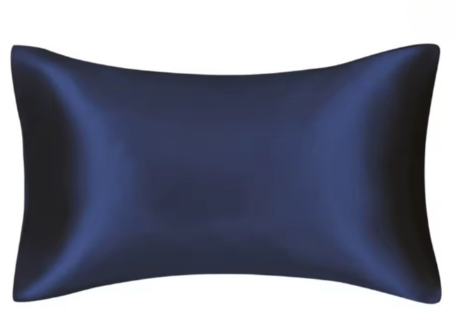 Luxury Silky Pillowcase – Soft Mulberry Silk Feel, Anti-Frizz, Skin-Friendly | Standard & Queen Sizes